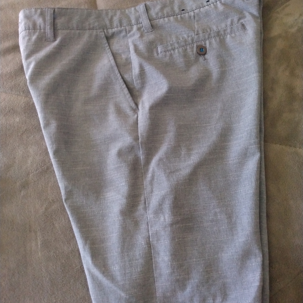 Devereux Men's hybrid golfing shorts